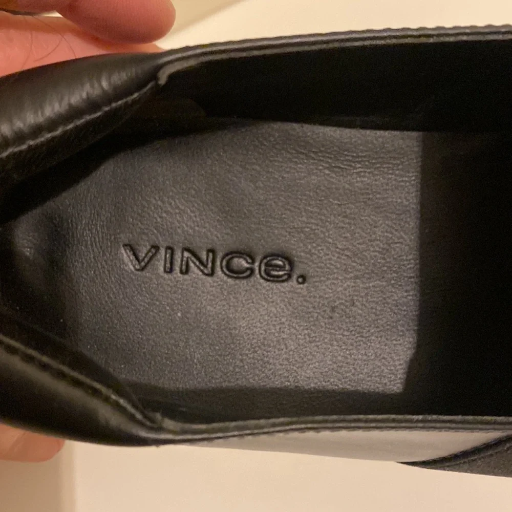 Vince black leather espadrille shoes. Size 8M / 38